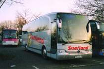 Mercedes O580 Travego 15 RHD, aufgenommen im Dezember 2001 auf dem Parkplatz des Westfalenhallen in Dortmund.