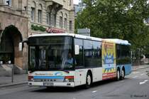 SVP 153 (PF VB 6153) aufgenommen am HBF pforzheim, 17.8.2010.
Der Bus hat TB Werbung fr Poco.