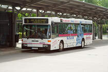 Zur Abfahrt auf der Linie 3 zur Endhaltestelle Am Klueshof in Harrislee der FL-D 703 der Aktiv-Bus stand am 20. Mai 2007 auf dem ZOB in Flensburg bereit.