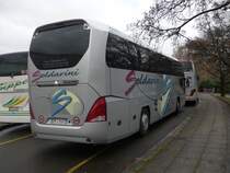 Ein Neeoplan-Cityliner, am Bahnhof in Stuttgart, aus Italien Am 11.12.2010