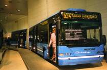 Neoplan Centroliner N4421, aufgenommen auf der IAA 1998 in Hannover.