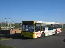 Einer der beiden Leihbusse f�r Primo Reisen von BremerhavenBus GmbH, hier am Kutterhafen in Dorum.