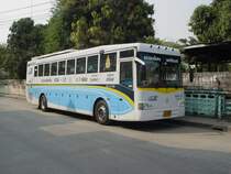 Der  Silver class bus  der NCA (Nakhon Chai Air am 13.02.2011 beim Busbahnhof in Buri Ram / Thailand. Der Bus fhrt die Strecke Bangkok - Buri Ram - Bangkok