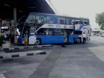 Dieser VOLVO Doppelstockbus B12B steht am 13.02.2011 im Busbahnhof von Buri Ram / Thailand zur baldigen Abfahrt nach Bangkok bereit. Der Bus f�hrt nur die Strecke Bangkok - Buri Ram - Bangkok