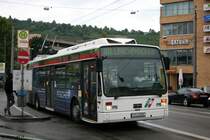SVE 215 (ES 2181) wirbt fr Fischer.
Aufgenommen am Bahnhof Esslingen, 17.8.2010.
