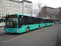 Zwei Arriva Sippel Citaro in Frankfurt am Main Hbf am 13.02.11