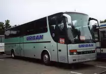 Setra S315 HDH, aufgenommen im September 1994 auf dem Parkplatz der Westfalenhallen in Dortmund.