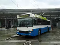 VBL Luzern Nr. 269 NAW/R&J-Hess Trolleybus am 8. Dezember 2010 Luzern, Bahnhof