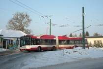 Solaris Trollino 18AC 301 aus Salzburg bei Testfahrten in Eberswalde. Hier am 20.01.2010 in Ostend.

