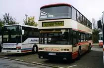 Neoplan N4026 NF, aufgenommen im November 1999 auf dem Parkplatz der Westfalenhallen in Dortmund.