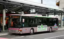 Kempf (AB KR 443) wirbt f�r das M�bel Zentrum Spessart.
Aufgenommen am HBF Aschaffenburg, 18.8.2010.