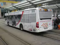 Hier ist ein Citaro Bus von Saarbahn und Bus zu sehen. Dies ist einer der 8 neuen Busse, der Werbung f�r das Saarland Journal tr�gt. Das Foto habe ich am 18.02.2011 am Saarbr�cker Hauptbahnhof gemacht.