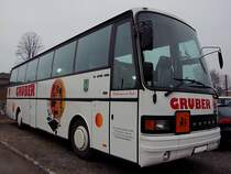 SETRA S215HD von Gruber-Reisen hat Fu�ballfan´s zum Rieder Stadtion gebracht;110219