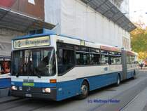 3.11.07 Bus statt Tram? Bei der VBZ war an diesem Tag Stromausfall, da mussten die  alten  Dieselbusse den Einsatz regeln.