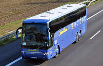 Van Hool T917,  Jochen Winter  auf der A61 bei Rheinbach - 17.02.2011