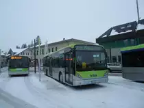Busland, Koppigen Nr. 8/BE 545'856 Van Hool am 28. Dezember 2010 Langnau, Bahnhof
