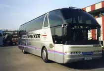Neoplan Starliner N516 SHD, aufgenommen im M�rz 2000 auf dem Gel�nde der Neoplan NL Rhein Ruhr in Oberhausen.