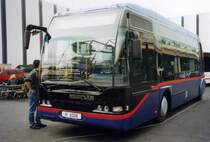 Neoplan N6108, aufgenommen auf der IAA 2000 in Frankfurt.