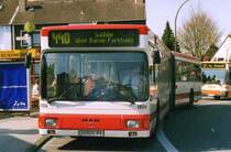 DSW 1604, ein MAN NG272, aufgenommen im April 2002 an der Haltestelle Oespel Schleife in Dortmund.