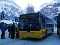 AVG Grindelwald Nr. 24/BE 364'408 MAN am 31. Dezember 2010 Grindelwald, Bahnhof