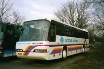 Neoplan Tranliner N316 K, aufgenommen im M�rz 2002 auf dem Parkplatz der Westfalenhallen in Dortmund.