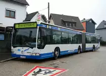 WSW 0564, ein Mercedes Citaro O530 G, aufgenommen am 27.02.2011 w�hrend der Sonderfahrt durchs Oberbergische in Wuppertal am Schulzentrum S�d.