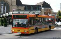 KVS (KO RY 159) mit Werbung fr das Autohaus Scherhag.
Aufgenommen am HBF Koblenz, 19.8.2010.