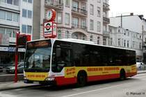 Hochbahn 2908 (HH HN 2908) macht Werbung fr Lotto.
Aufgenommen am Eppendorf Markt, 21.8.2010.