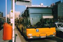 BVG 1552, ein MAN NL313, aufgenommen im April 2002 in der Nhe des Alexanderplatzes in Berlin.