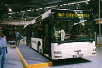 MAN NL263, aufgenommen auf der IAA 2002 in Hannover.