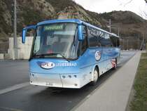 BOVA abgestellt vor dem Depot beim Bahnhof Leuk, 19.03.2011.