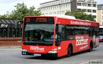 Hochbahn 2808 (HH HN 2808) macht Werbung f�r H�ffner.
Aufgenommen am ZOB Altona, 21.8.2010.
