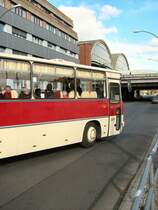 IKARUS-BUS w�hrend Sonderrundfahrt beim Berliner Ostbahnhof, Oktober 2007