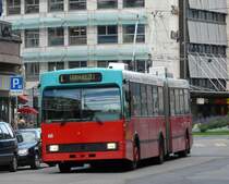 VB - Trolleybus Nr. 66 unterwegs in den Strassen von Biel eingeteilt auf der Linie 1 nach VORHOELZLI am 19.10.2007