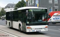 WSW 0741 (W SW 1150).
Aufgenommen am Postamt in Velbert, 1.9.2010.
Auch dieser Bus wurde von Klingenfu� �bernommen.