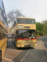 Hist. Bus aus Travem�nde in Berlin anl��lich des Sonderverkehrs Zoo - Spandau am 12. 05. 2007