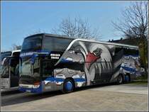 Sehr schner Setra S 431 DT Reisebus aufgenommen in Essen am 02.04.2011.