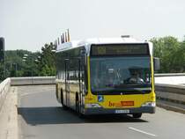 2186 auf dem 128 10.07.2010 am Flughafen Tegel