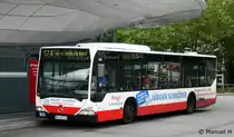 Hochbahn 2324 (HH HN 2324) mit Werbung fr Jrgen Schrder.
Aufgenommen am ZOB Poppenbttel, 2.9.2010.