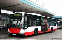 Hochbahn 2318 (HH HN 2318) mit TB fr Motorola.
Aufgenommen am ZOB Barmbek, 2.9.2010.
