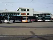 Drei Citaro der 1. Generation und ein der 2. am 03.04.11 in Heidelberg