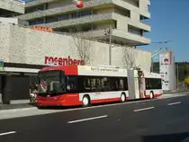 Hess-Trolleybus Nr. 104 am Erffnungstag 7.4.2011 beim Einkaufszentrum Rosenberg.
