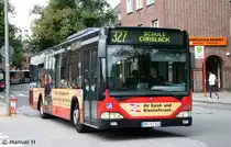 VHH 0305 (HH XI 103) mit Werbung fr RBS.
Aufgenommen am Bahnhof Bergedorf, 2.9.2010.