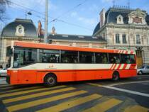 TPG Gen�ve - Nr. 581/GE 96'400 - Mercedes O 405 am 10. M�rz 2011 beim Bahnhof Gen�ve