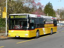 Postauto - MAN ZH 780681 beim Bahnhof in B�lach am 01.04.2011

