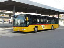 Postauto - Mercedes Citaro SH917 bei den Bushaltestellen beim Bahnhof in Schaffhausen am 01.04.2011

