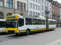 VB Schaffhausen - NAW-Hess Trolleybus Nr.113 bei den Haltestellen vor dem Bahnhof Schaffhausen am 01.04.2011

