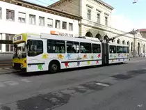 VB Schaffhausen - NAW-Hess Trolleybus Nr.117 bei den Haltestellen vor dem Bahnhof Schaffhausen am 01.04.2011

