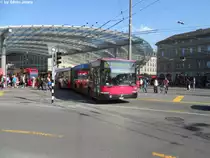 Bernmobil Nr. 267 (Volvo/Hess B7LA) am 8.4.2011 beim Bhf. Bern auf der Linie 12 wo in der HVZ jeweils Zusatzkurse mit Autobussen zwischen dem Bahnhof und der L�nggasse fahren.