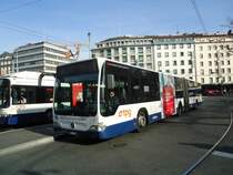 TPG Gen�ve - Nr. 165/GE 960'549 - Mercedes Citaro am 10. M�rz 2011 beim Bahnhof Gen�ve